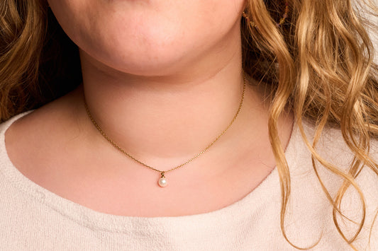 Gold Pearl Necklace