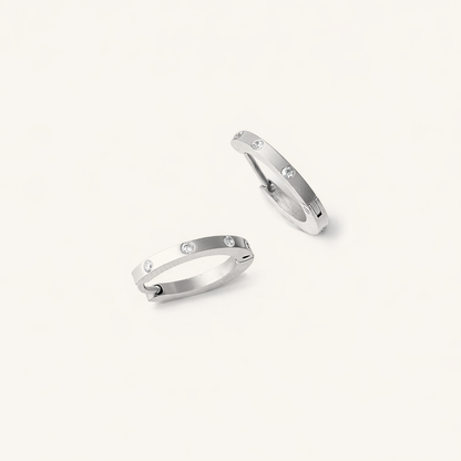 Skinny Corinne Huggies- Silver