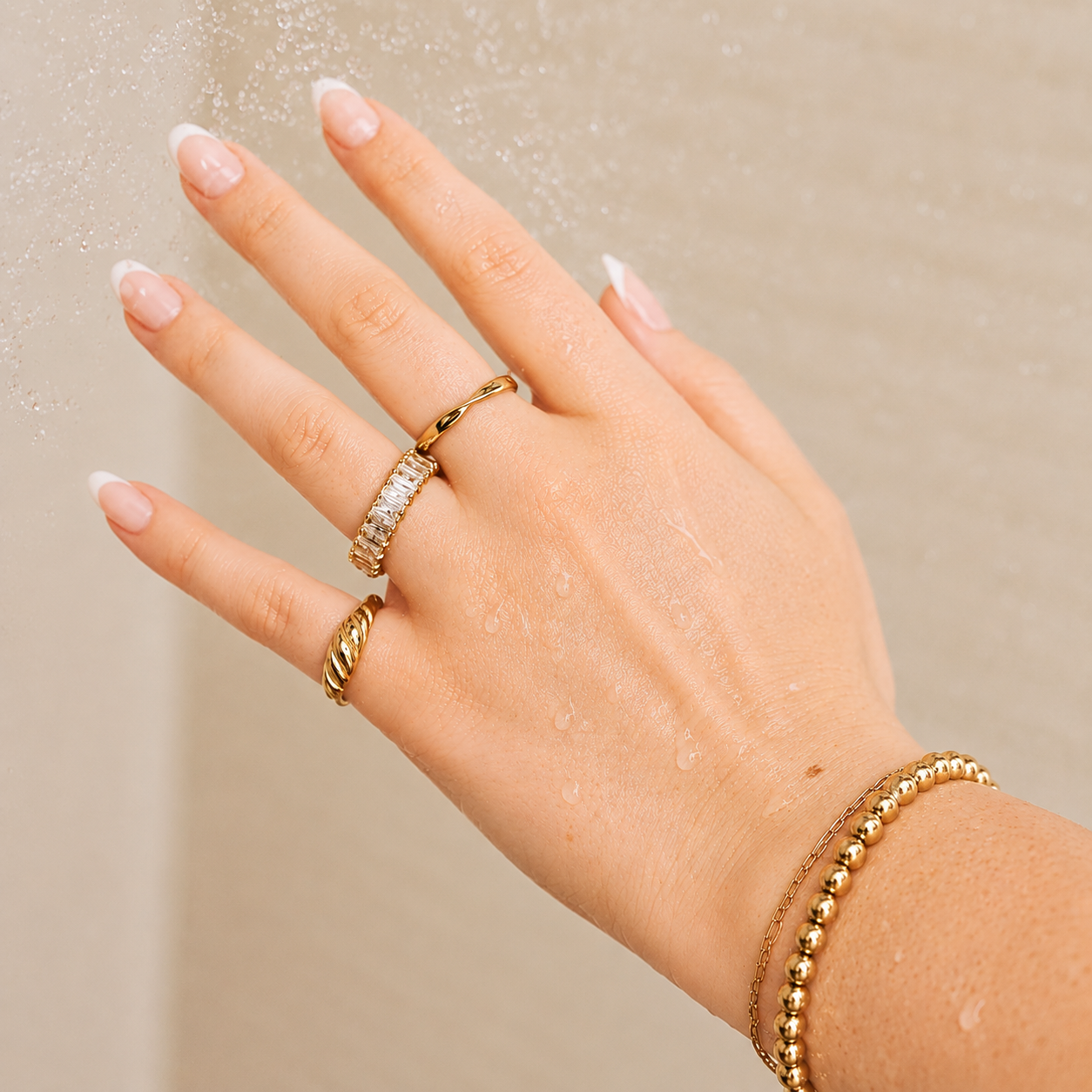 Viv Twisted Ring