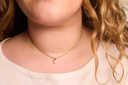 Gold Pearl Necklace