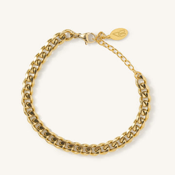 Nikki Smith - Pearl Daisy Dainty Necklace