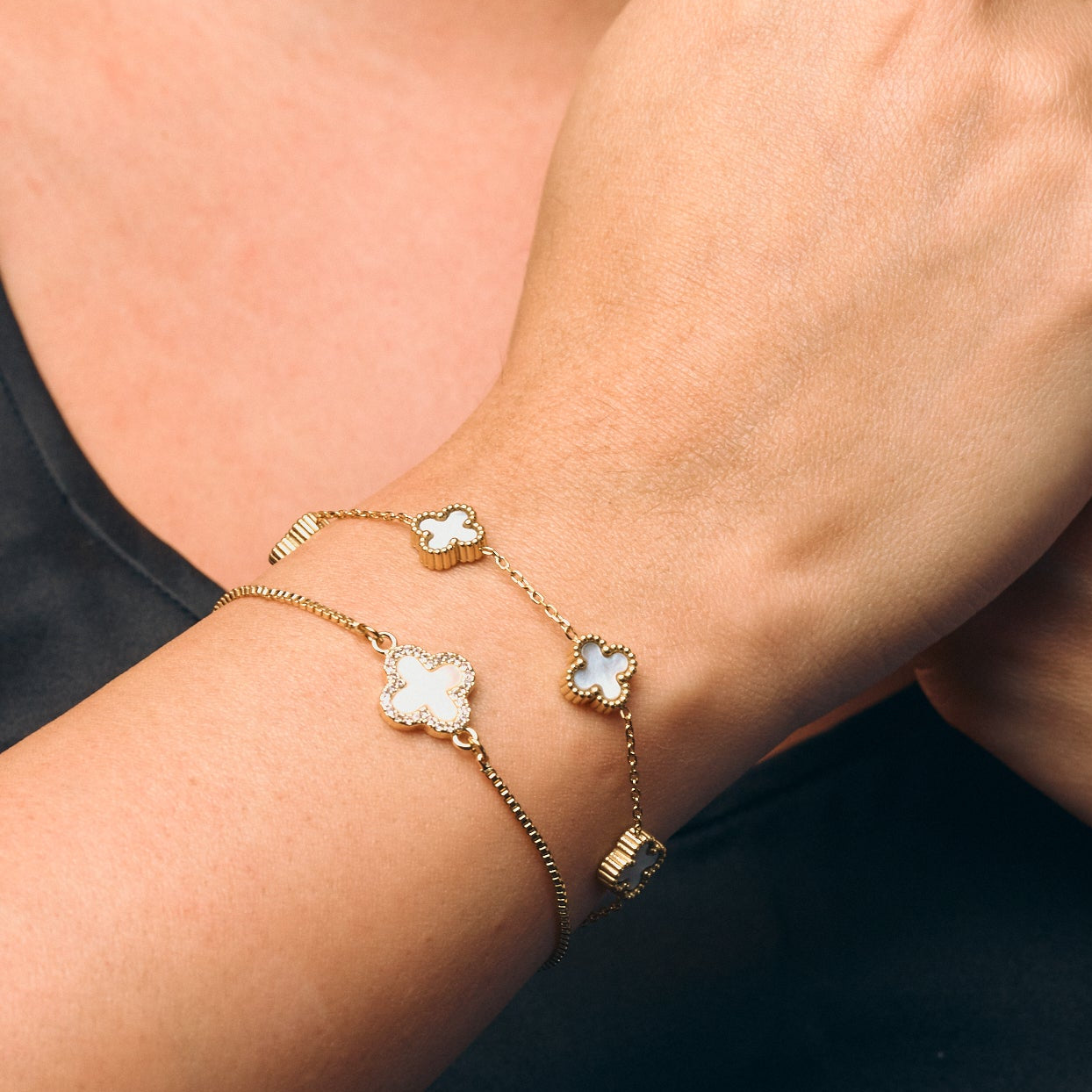 Mini White Shell Flora Bracelet