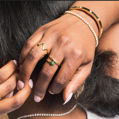 Mollie Wavy Ring
