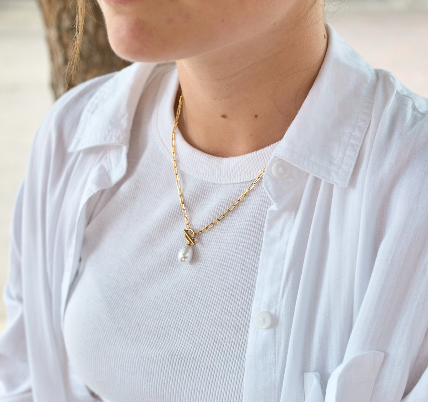 Ursula Pearl Toggle Necklace