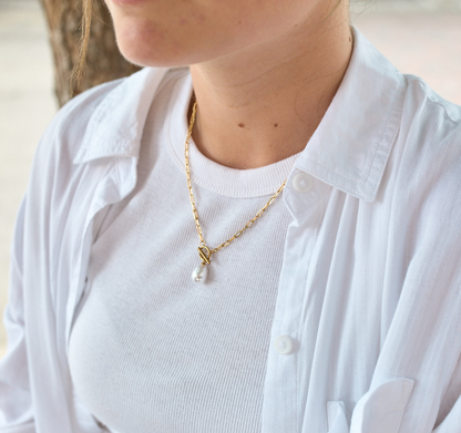 Ursula Pearl Toggle Necklace