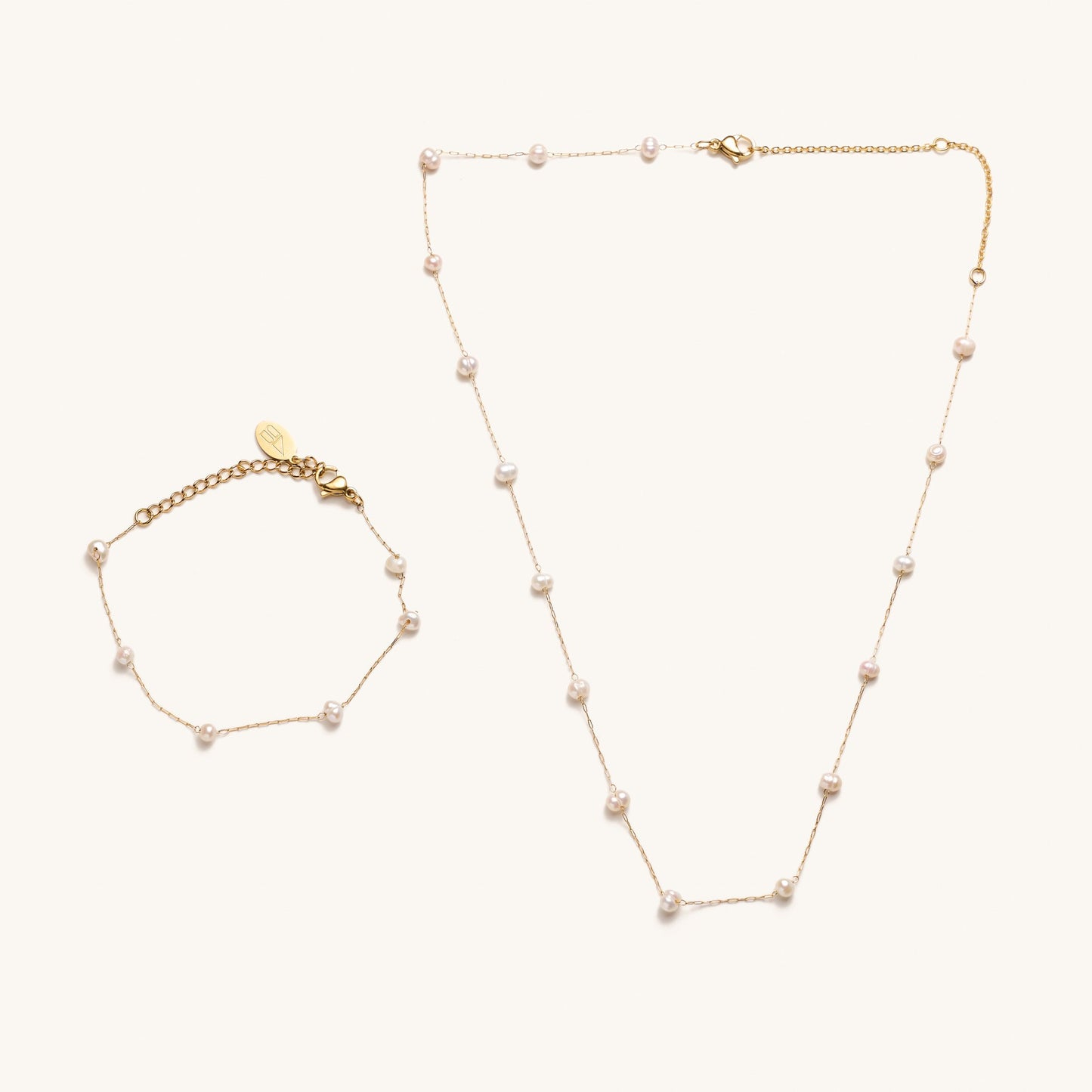 Camille Pearl Set- Gold