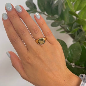 Mariposa Signet Ring